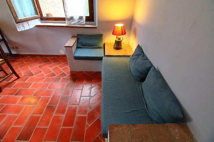 Room 37 of 131