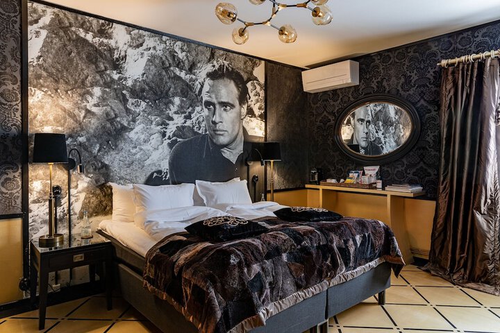 Room 35 of 81