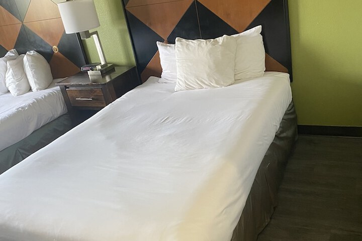 Room 18 of 67
