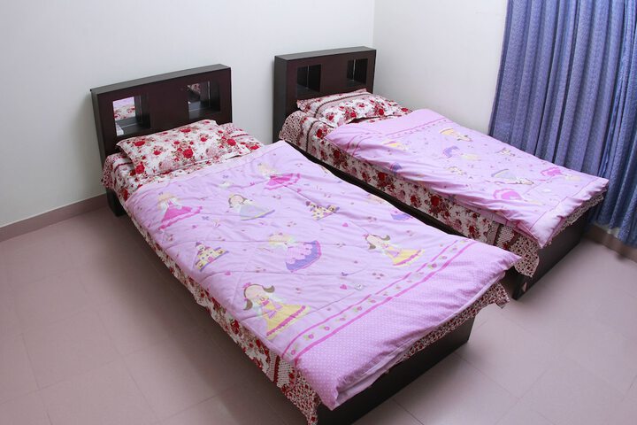 Room 17 of 24