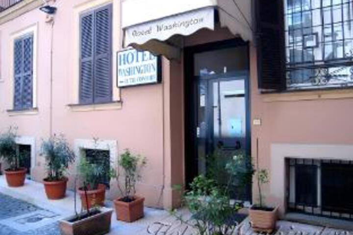 Hotel 6 of 16