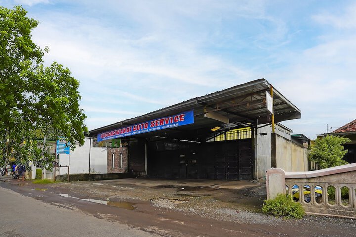 Hotel O Kost Auto Syariah Anggaswangi
