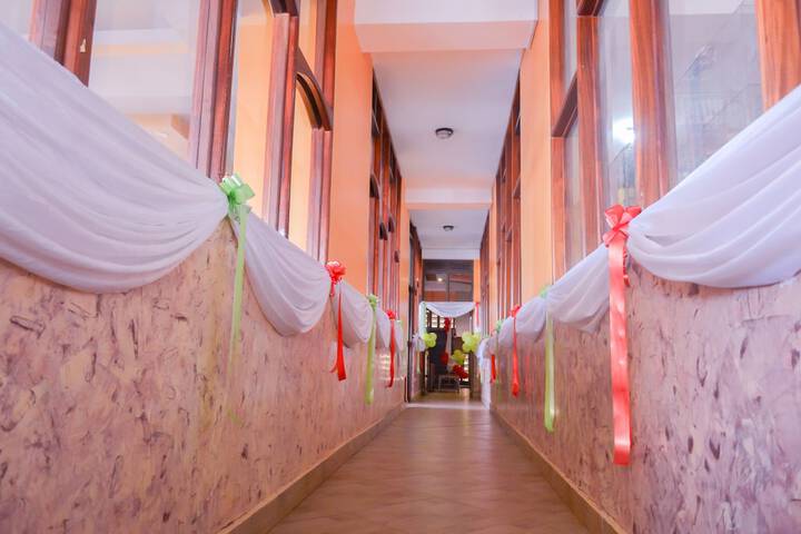 Ballroom/Hall 45 of 51