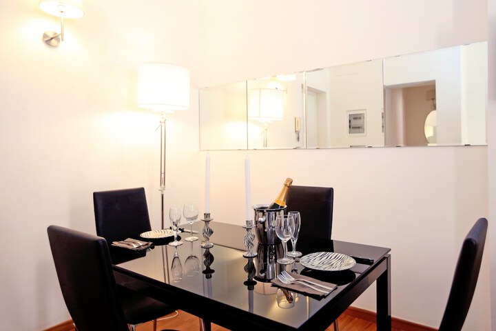 Room 10 of 23