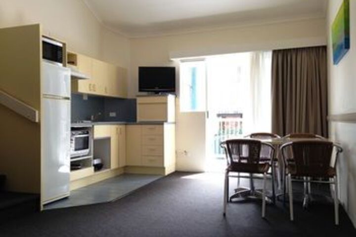 Room 35 of 49