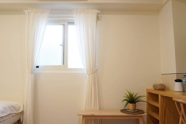 Room 12 of 73