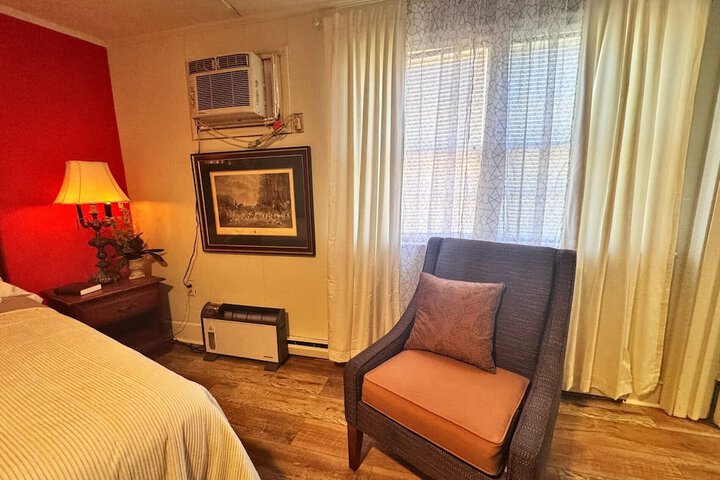 Room 42 of 91