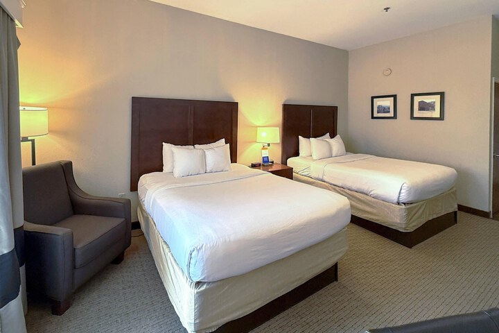 Room 46 of 105