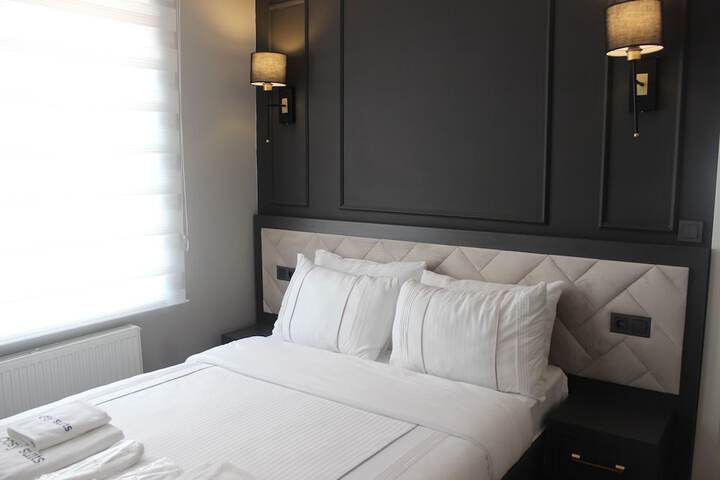 Room 15 of 84