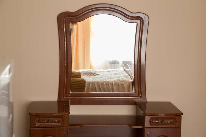 Room 4 of 44
