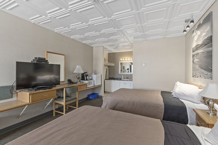 Room 21 of 40