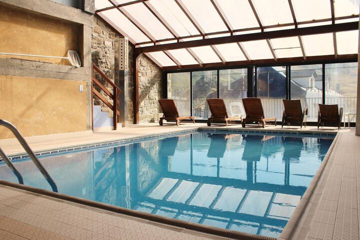 Pool 14 of 43