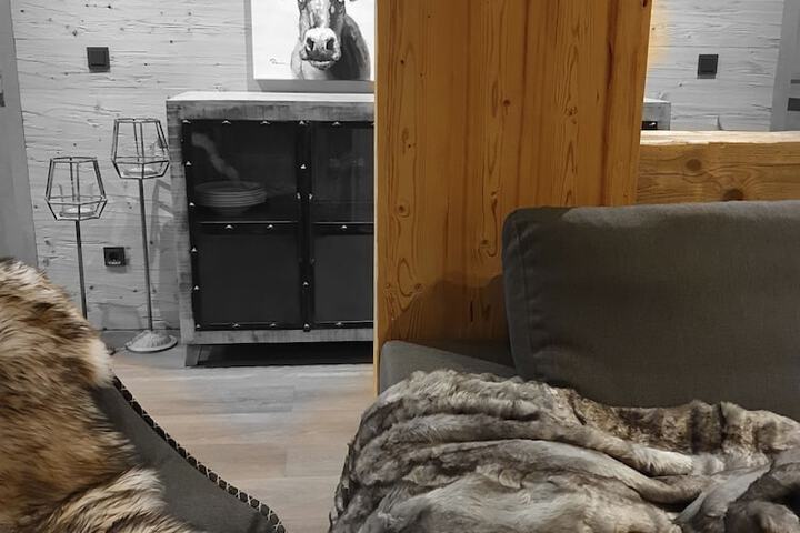 Room 72 of 131