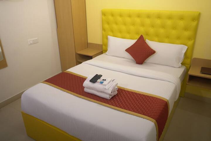 Room 42 of 60