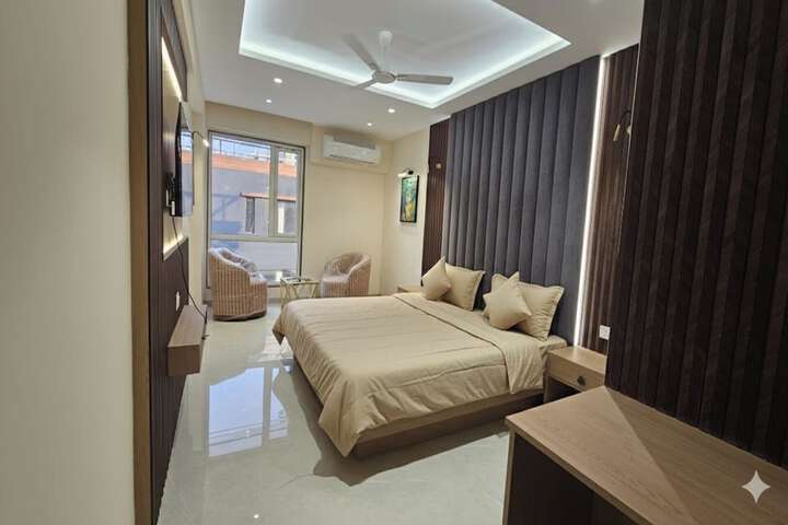 Room 5 of 7