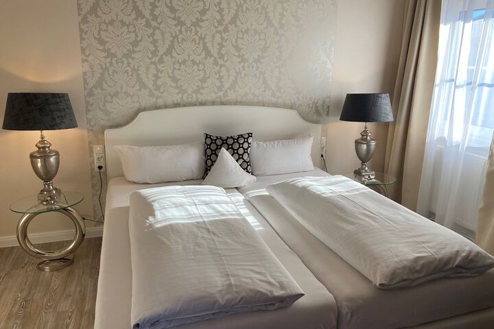 Room 17 of 70