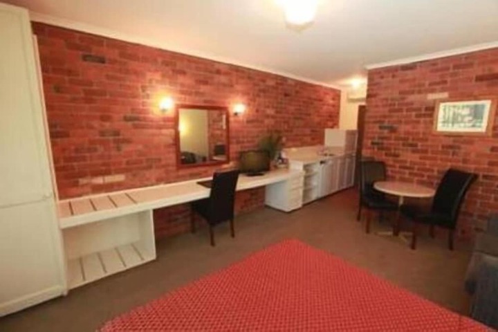 Room 20 of 43