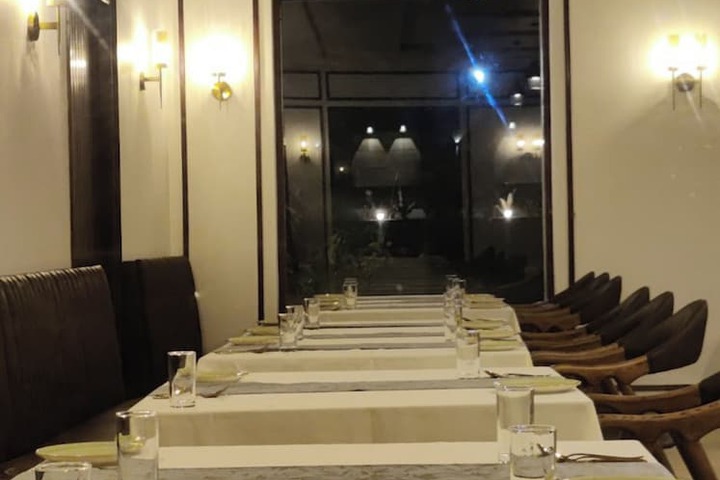 Dining 47 of 91