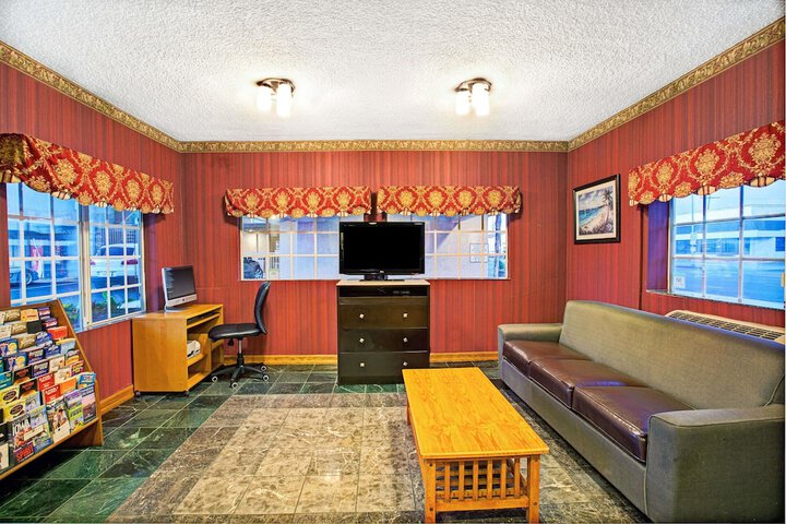 Hotel Interior 12 of 29