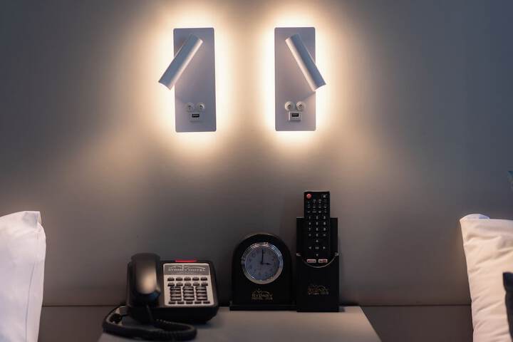 Room 13 of 49