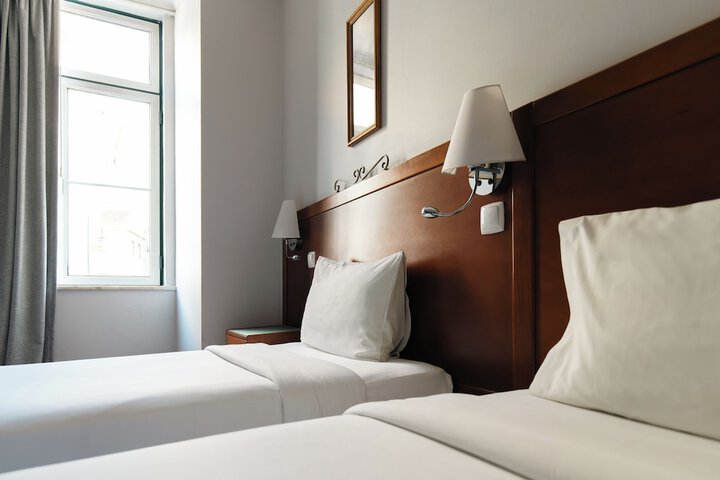 Room 21 of 49