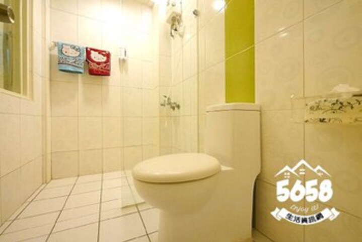 Room 8 of 46