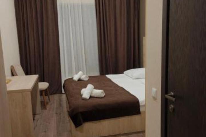 Room 5 of 23