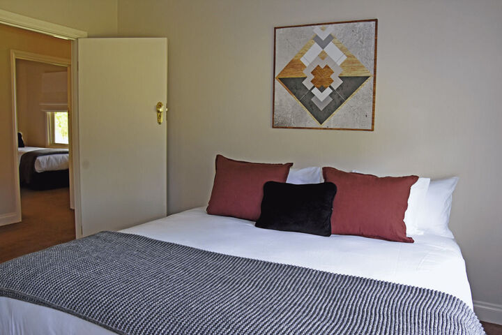 Room 14 of 36