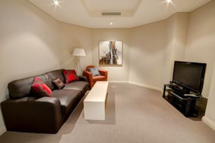 Room 25 of 26