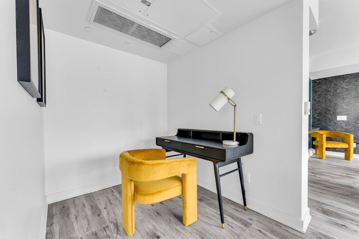 Room 26 of 52