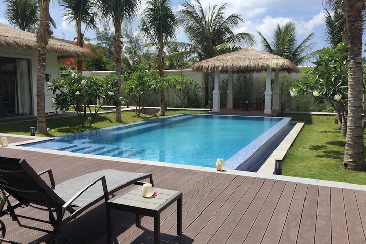 Pool 128 of 252