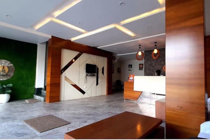 Surya Hotel