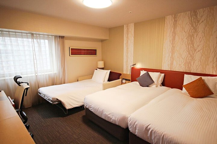 Room 25 of 69
