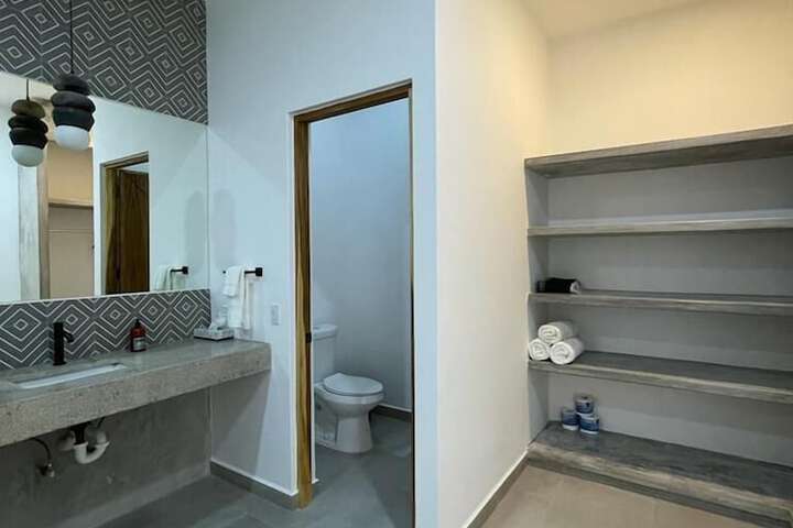 Room 49 of 85