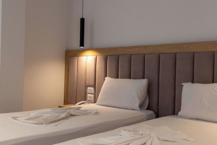 Room 25 of 73