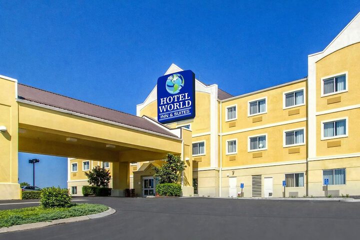 Hotel 3 of 3