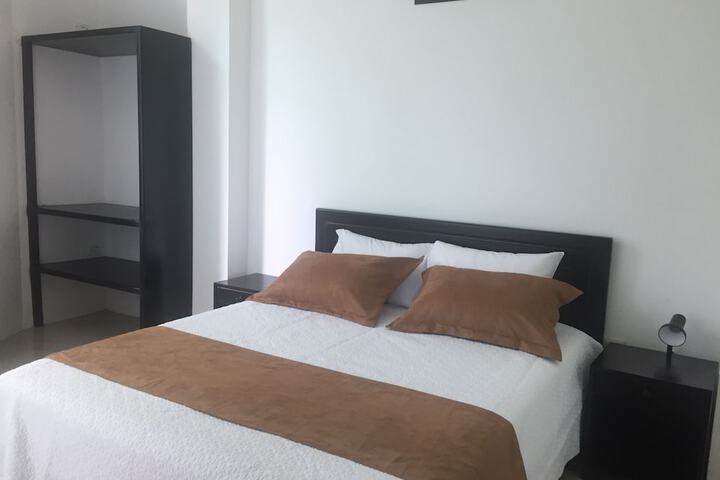 Room 13 of 18