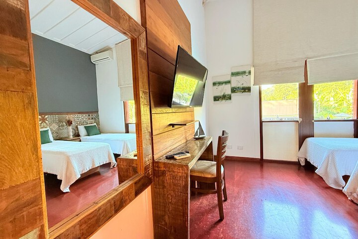 Room 13 of 70