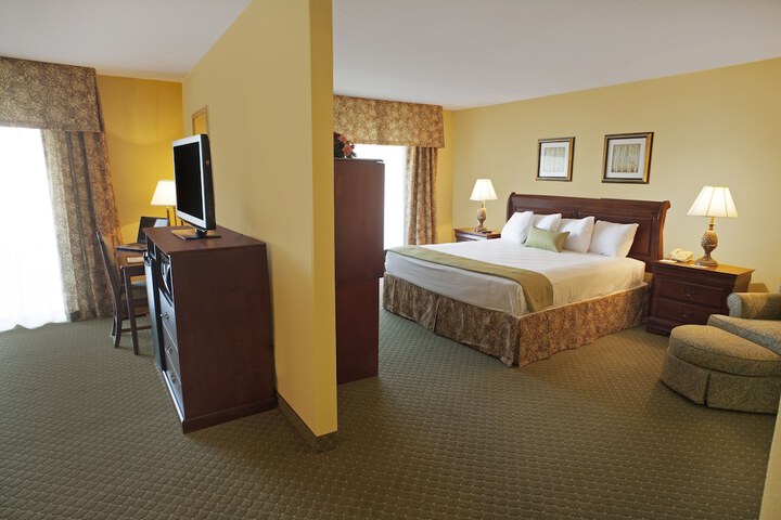 Room 17 of 36