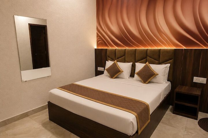 Room 19 of 41