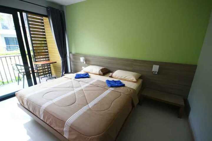 Room 3 of 21