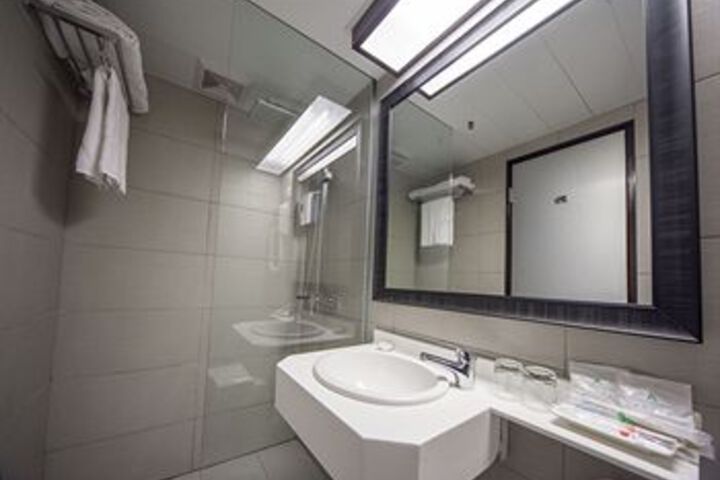 Suite Room