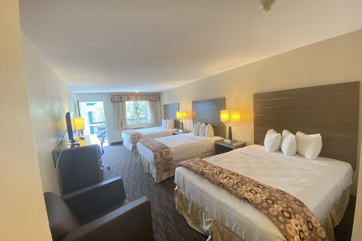 Room 7 of 26