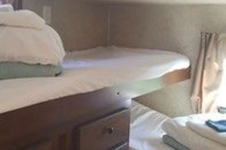 Room 44 of 132