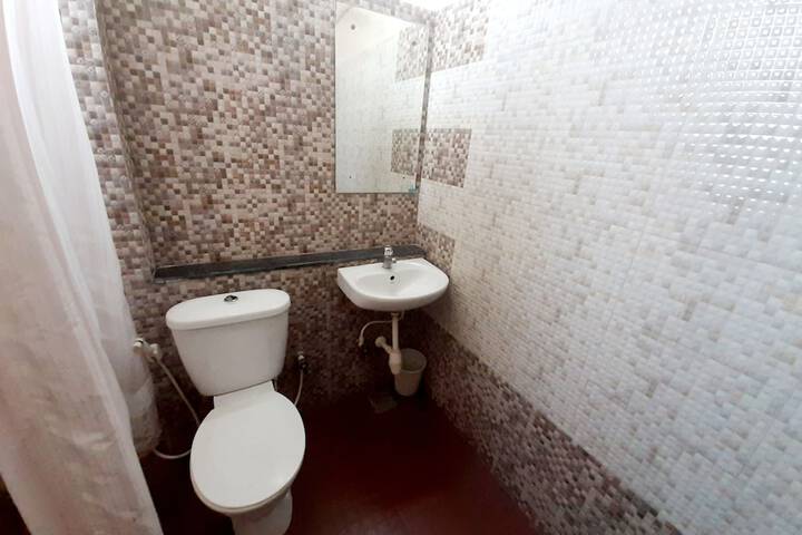 Room 20 of 31