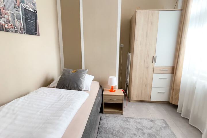 Room 20 of 55