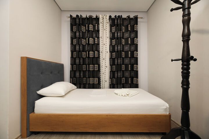 Room 19 of 99