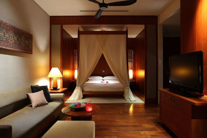 Room 7 of 67