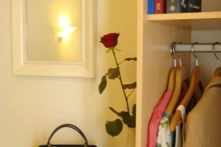 Room 31 of 39