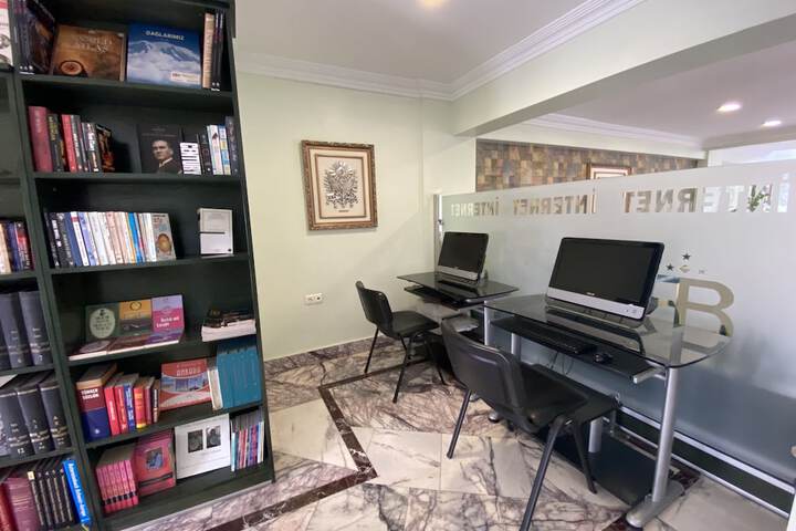 Business Center 34 of 40